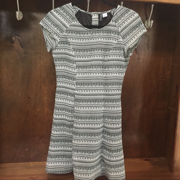 H&M Divided Dress - Picture 1 of 3